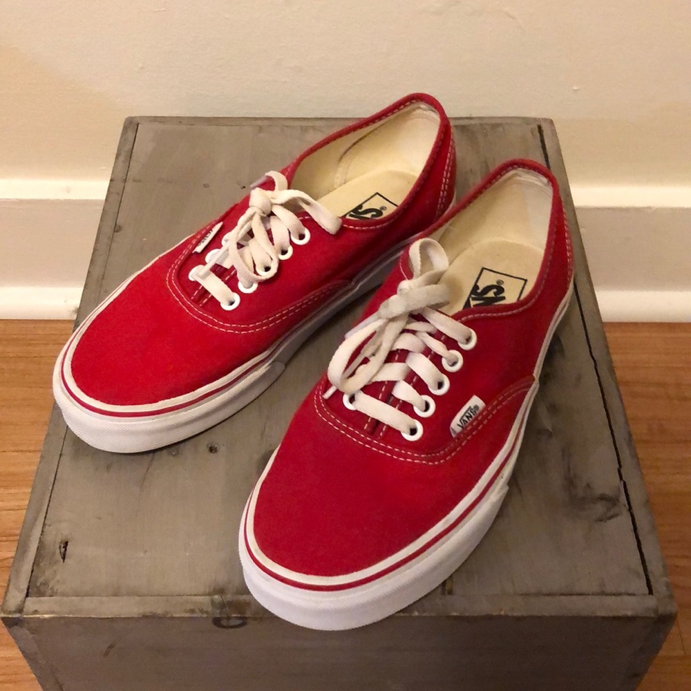 Red Vans Authentic Women’s 8